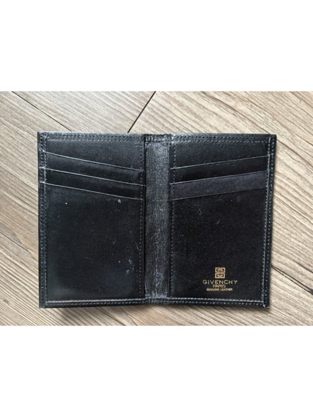 Givenchy Paris Men’s Black Leather Bifold Card Wallet Engraved Logo Minimalistic - Picture 2 of 9